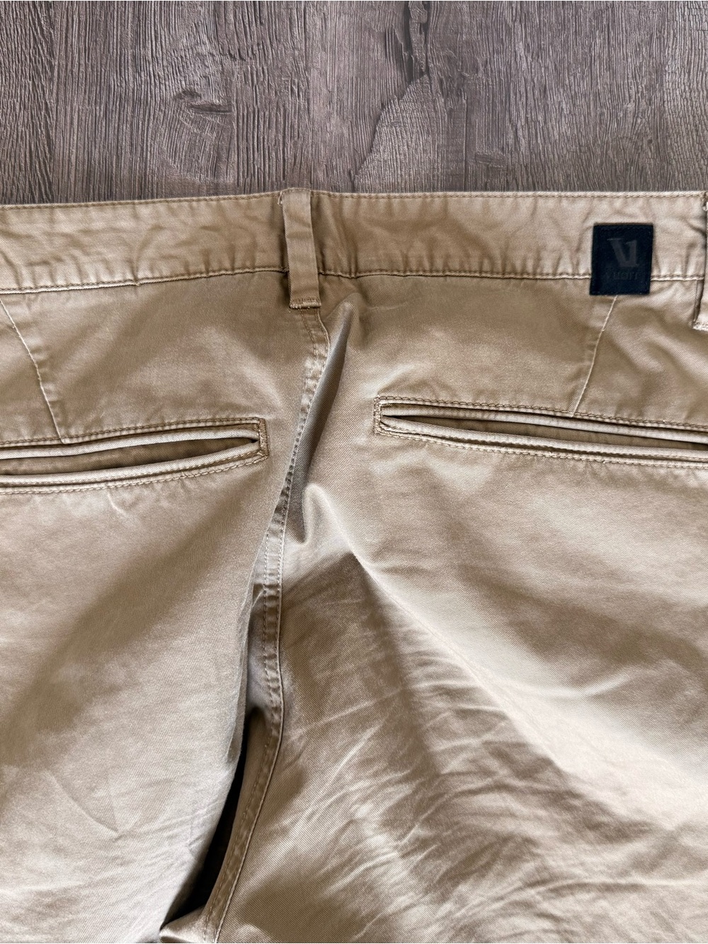 Vuori Collins Chino Pants Tan Khaki Men's Size 33 (Hemmed to 27" Inseam)
